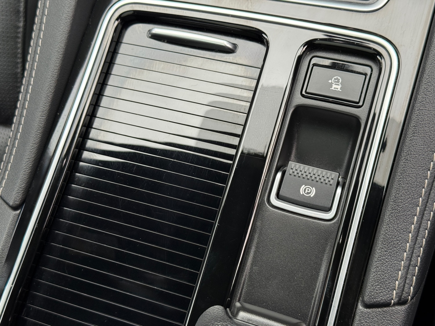 Used Jaguar F-Pace 2019 for sale - 77910619: Photo 26