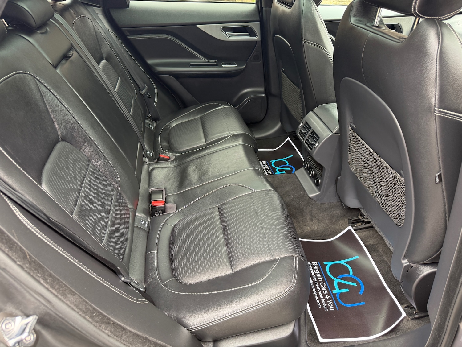 Used Jaguar F-Pace 2019 for sale - 77910619: Photo 8