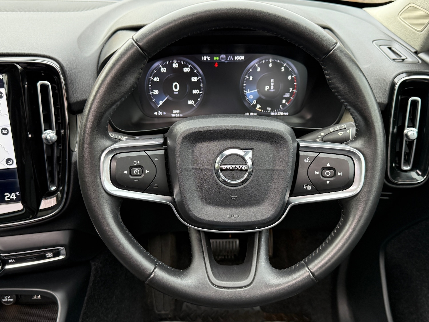 Used Volvo XC40 2019 for sale - 76455595: Photo 13