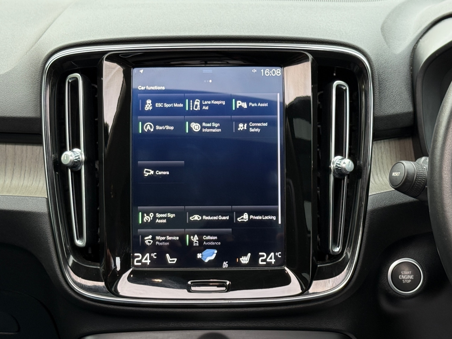 Used Volvo XC40 2019 for sale - 76455595: Photo 16