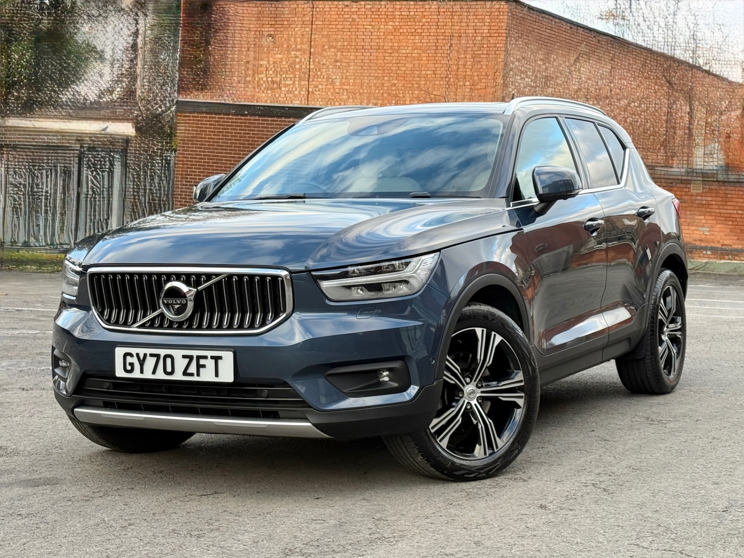 Used Volvo XC40 2020 for sale - 77052278: Photo 2