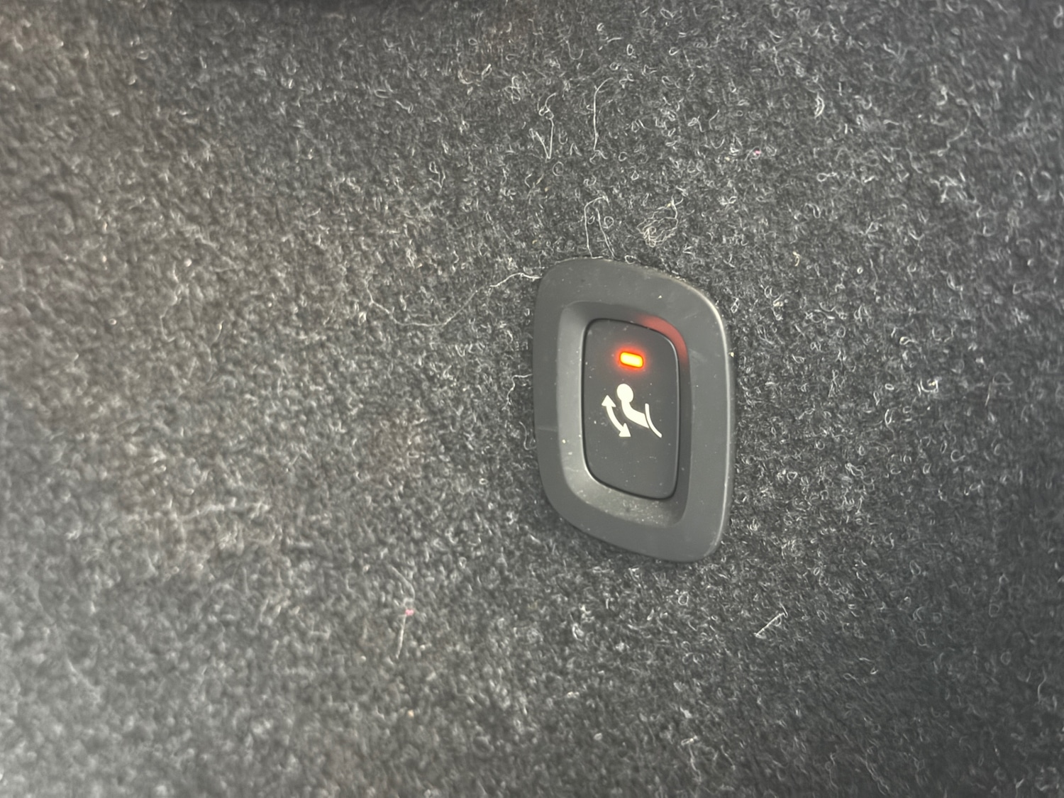 Used Volvo XC40 2020 for sale - 77052278: Photo 22