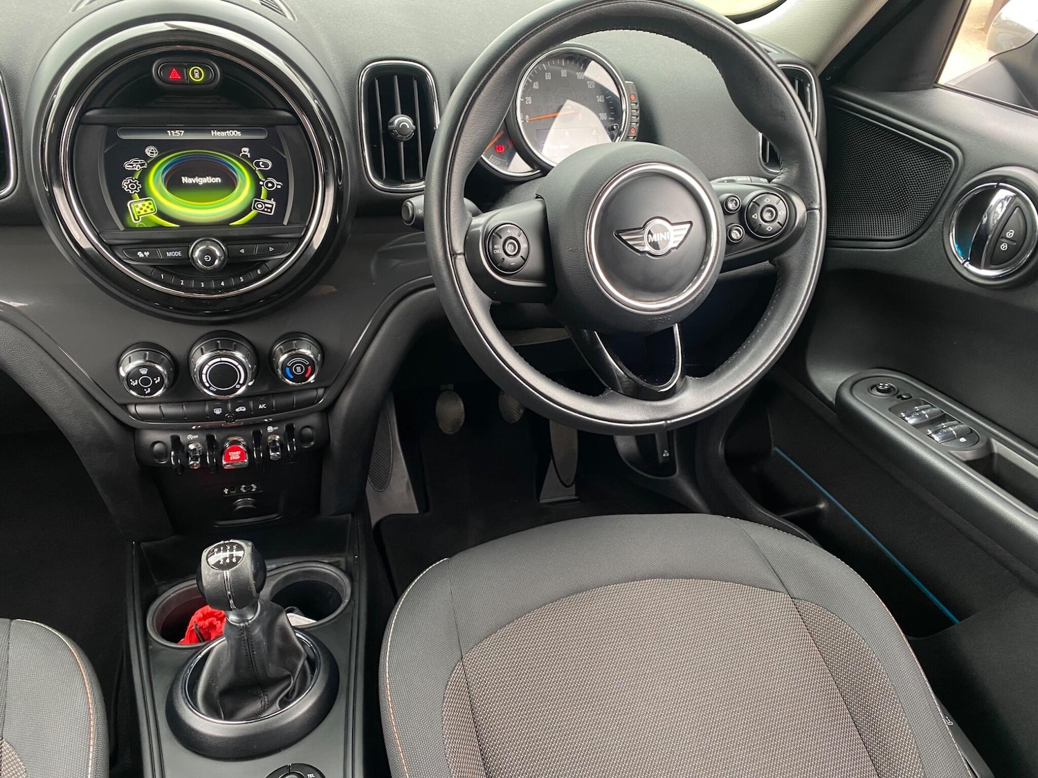 Used MINI Countryman 2017 for sale - 78020255: Photo 2