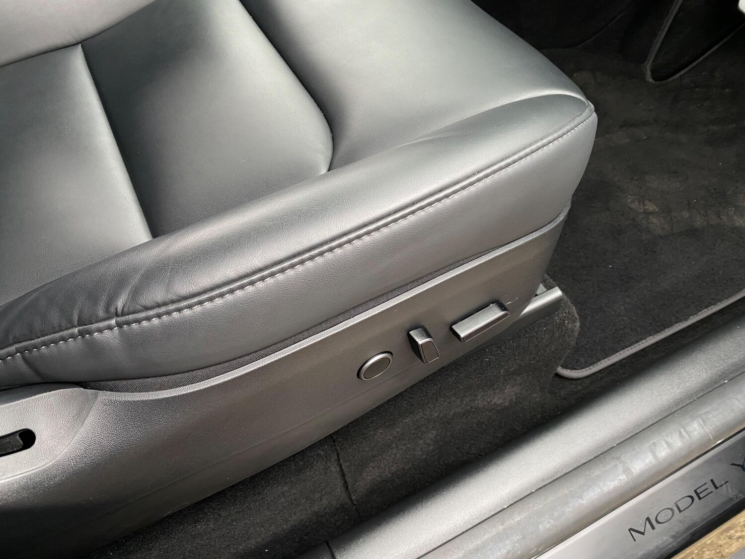 Used Tesla Model Y 2022 for sale - 77351974: Photo 23