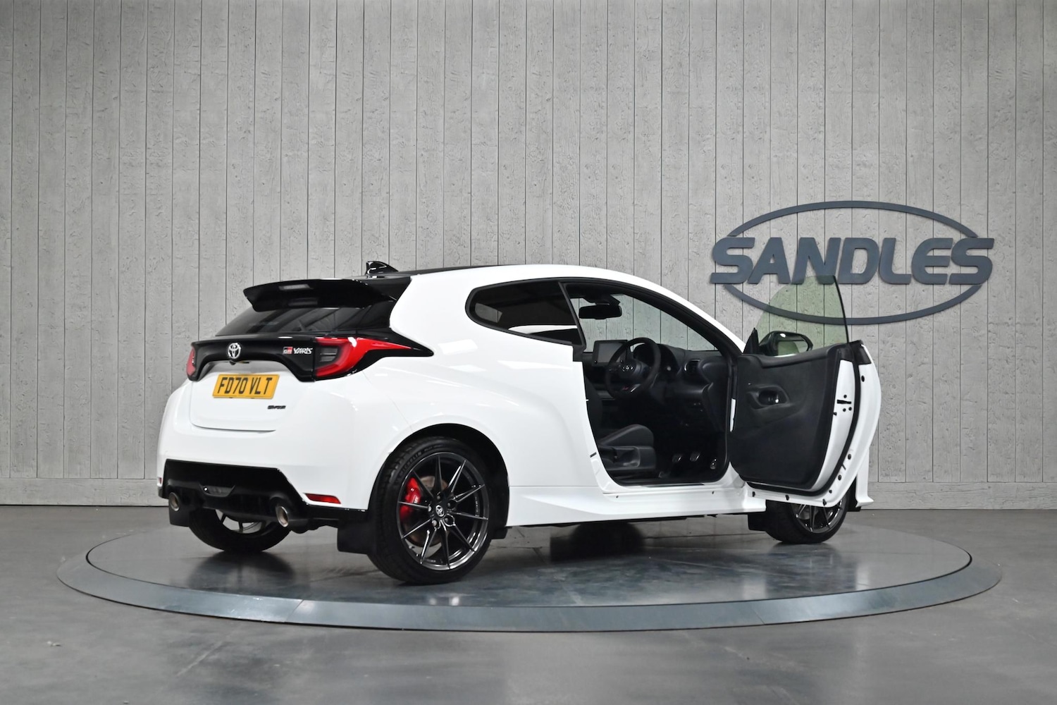 Used Toyota Yaris for sale - 77050194: Photo 14