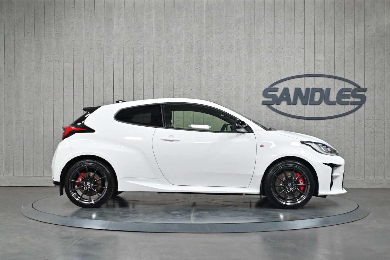 Used Toyota Yaris for sale - 77050194: Photo 3