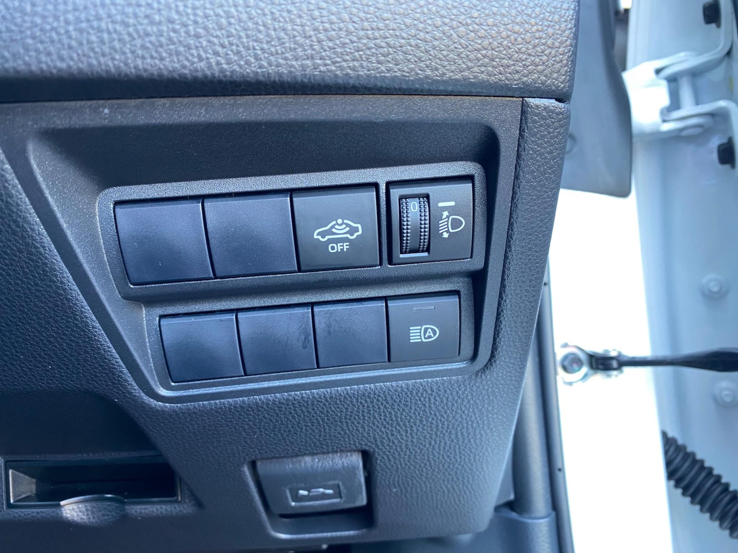 Used Toyota Yaris for sale - 77050194: Photo 44