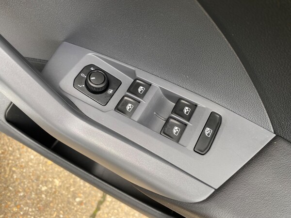 Used Volkswagen T-Cross 2020 for sale - 75247313: Photo 43