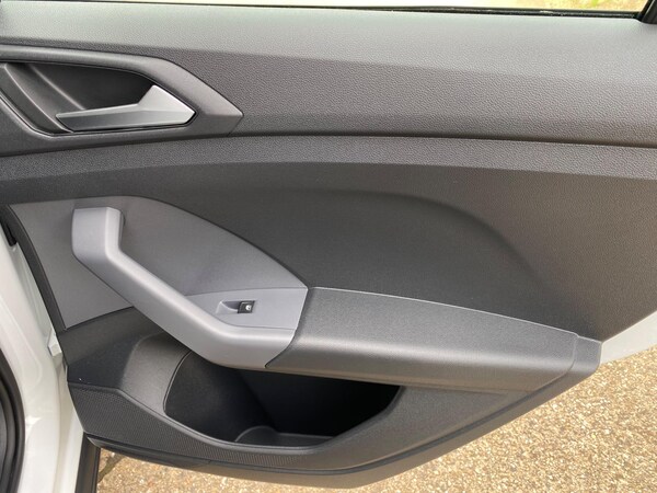 Used Volkswagen T-Cross 2020 for sale - 75247313: Photo 47