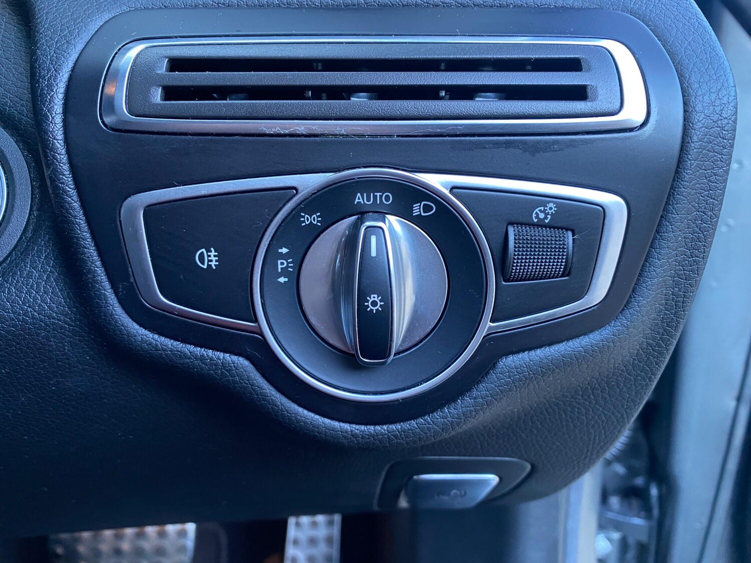 Used Mercedes-Benz C Class 2018 for sale - 75809740: Photo 47