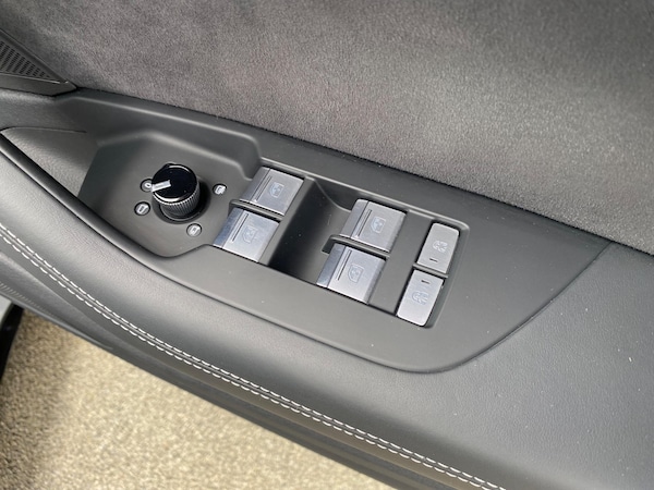 Used Audi RS6 Avant 2022 for sale - 75707343: Photo 53