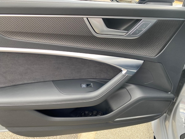 Used Audi RS6 Avant 2022 for sale - 75707343: Photo 58
