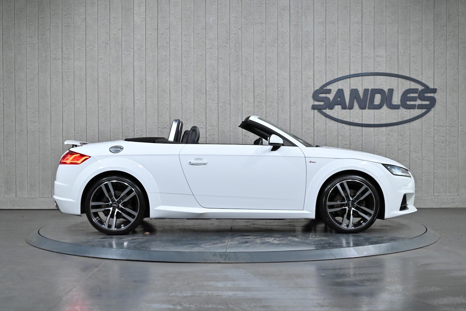 Used Audi TT 2016 for sale - 76607337: Photo 3