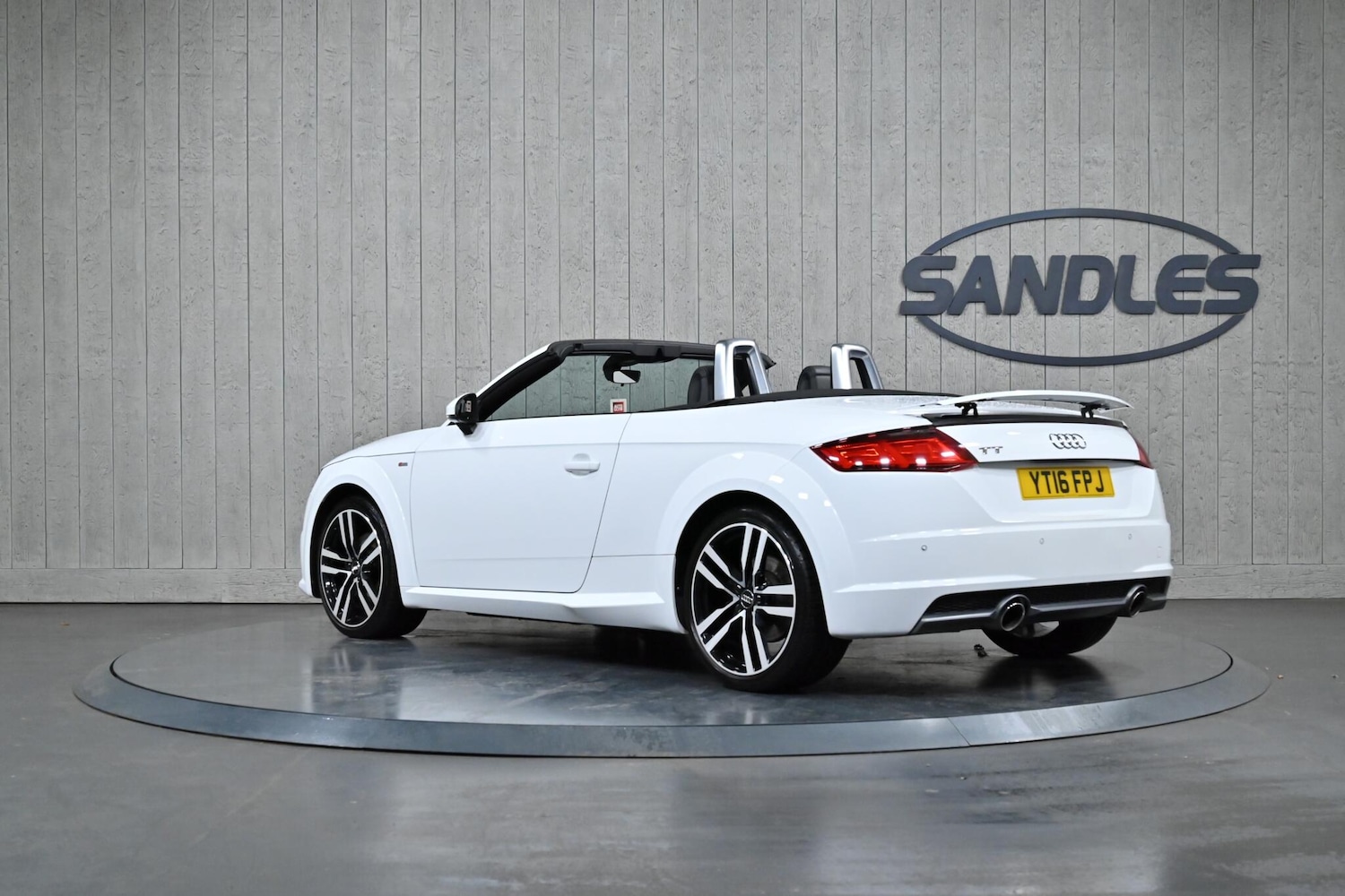 Used Audi TT 2016 for sale - 76607337: Photo 4