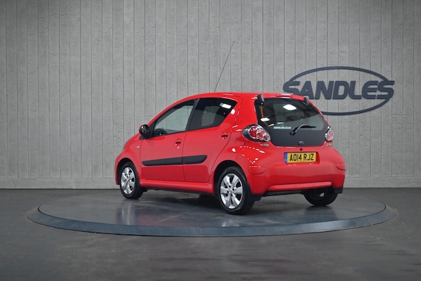 Used Toyota AYGO 2014 for sale - 76284215: Photo 4