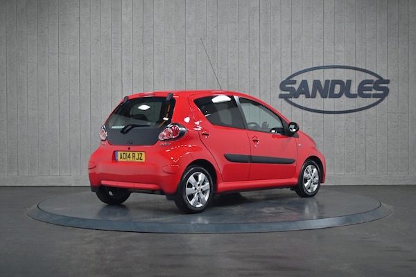 Used Toyota AYGO 2014 for sale - 76284215: Photo 6