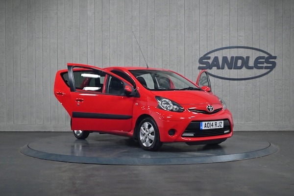 Used Toyota AYGO 2014 for sale - 76284215: Photo 8