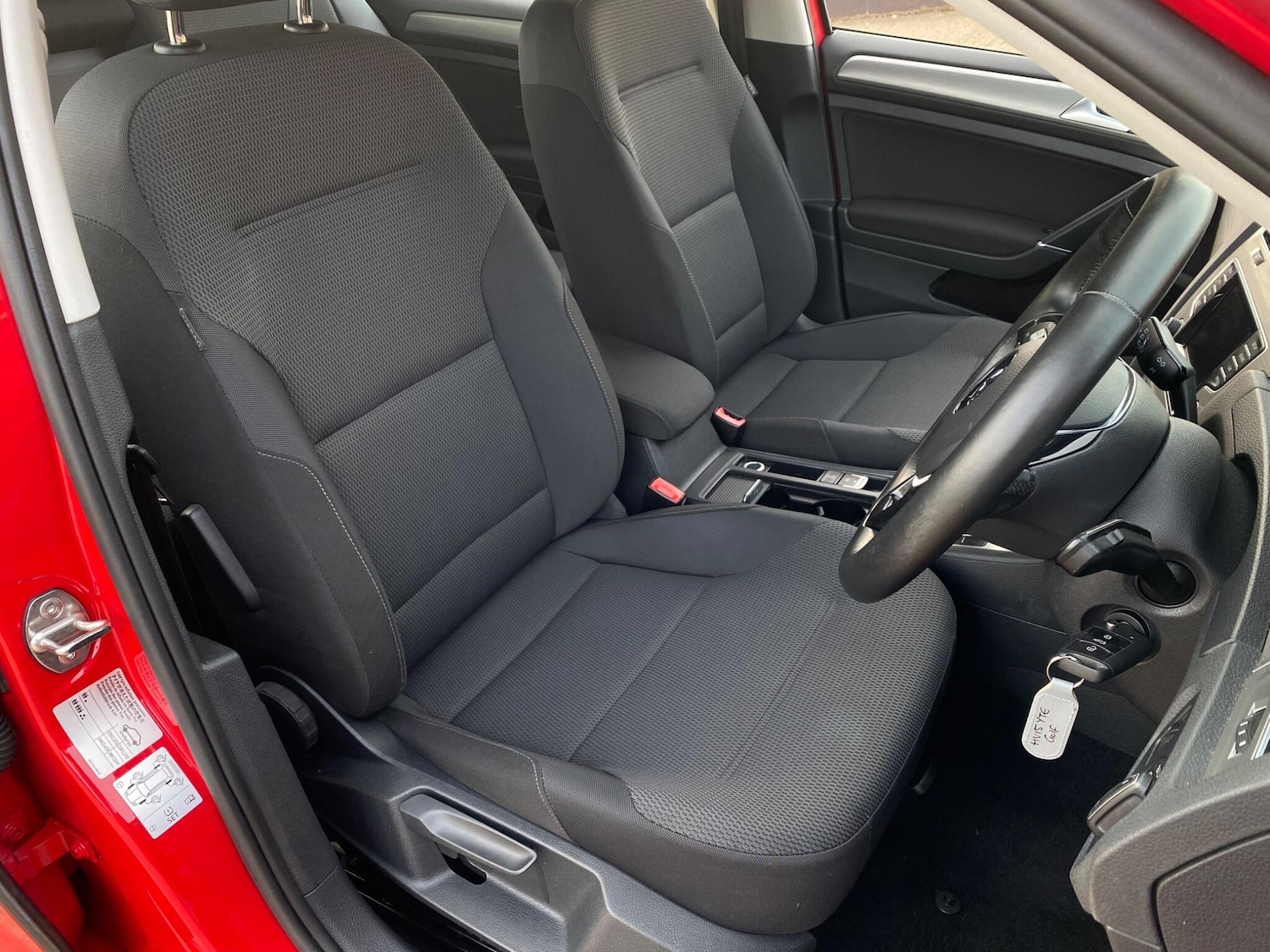 Used Volkswagen Golf 2015 for sale - 77970070: Photo 29