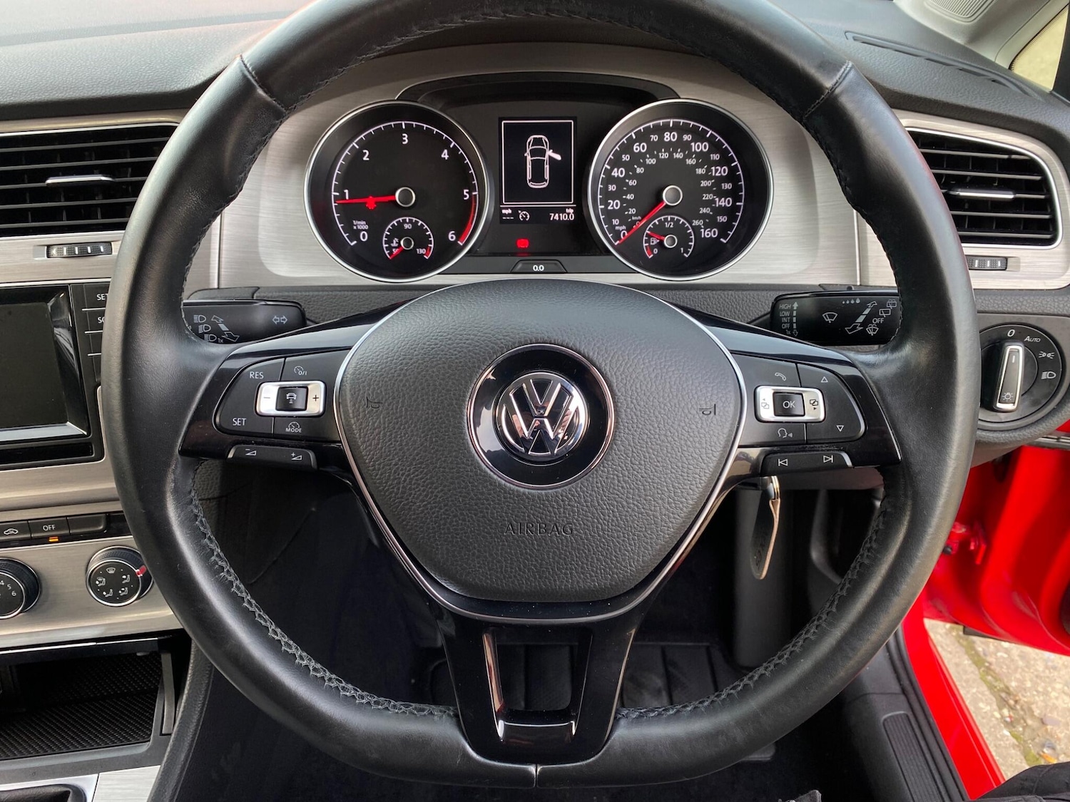 Used Volkswagen Golf 2015 for sale - 77970070: Photo 39