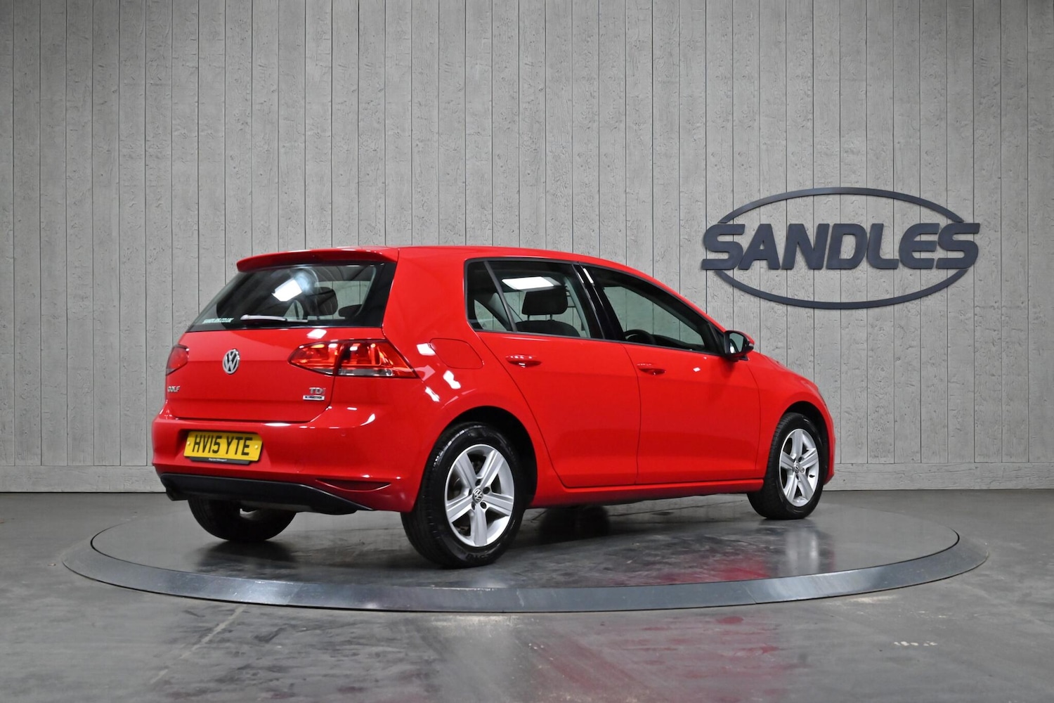 Used Volkswagen Golf 2015 for sale - 77970070: Photo 6