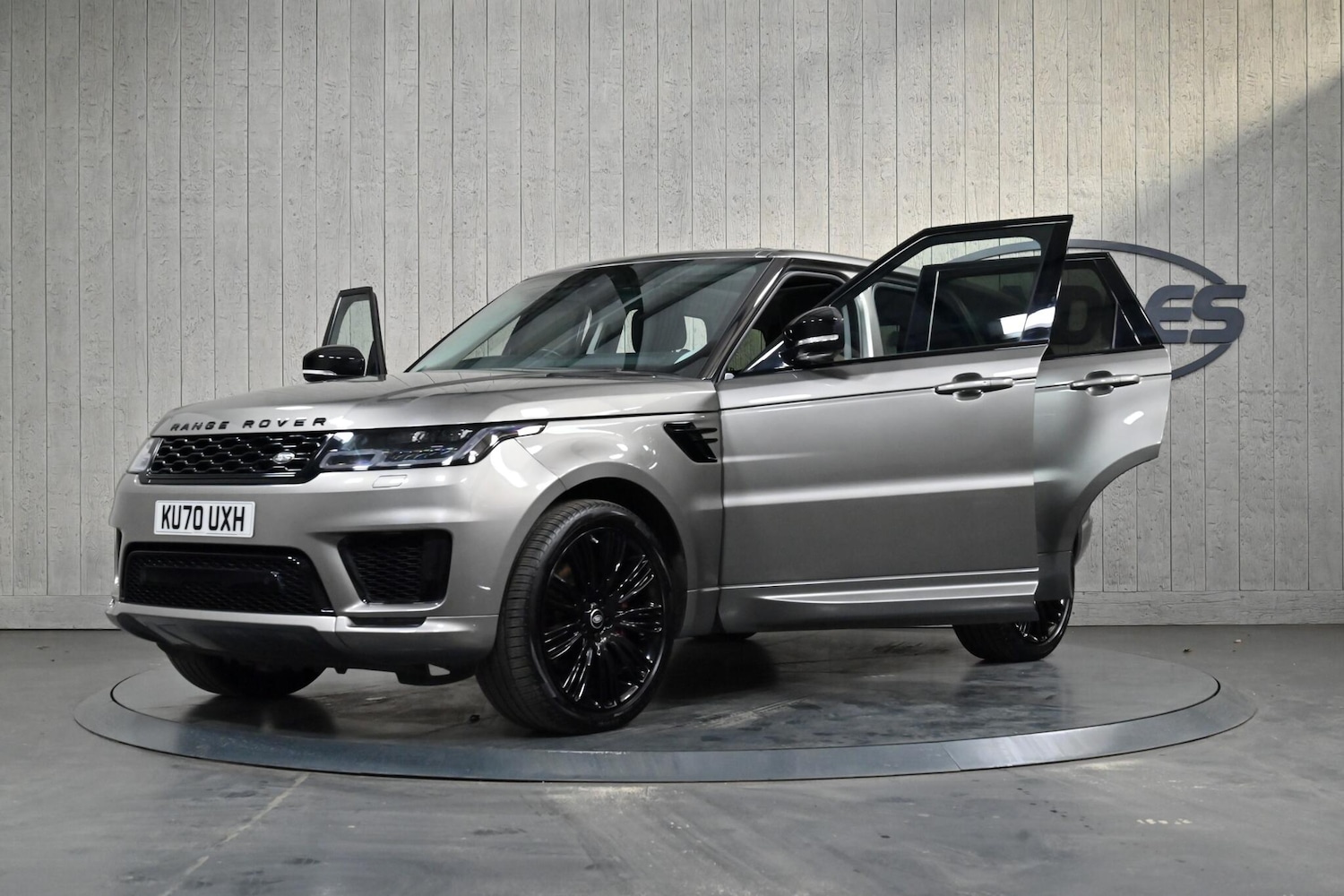 Used Land Rover Range Rover Sport 2020 for sale - 77768839: Photo 14
