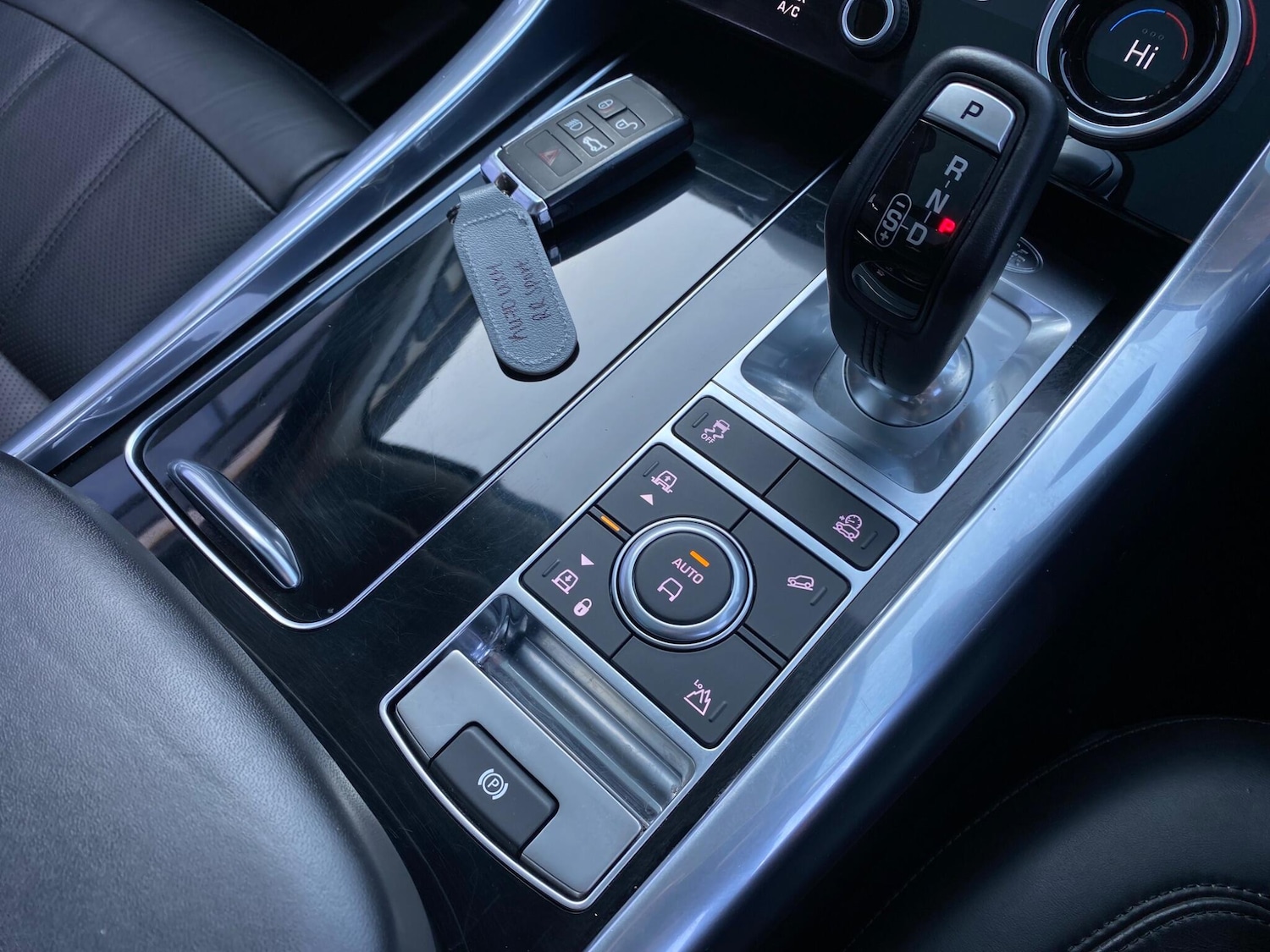 Used Land Rover Range Rover Sport 2020 for sale - 77768839: Photo 44