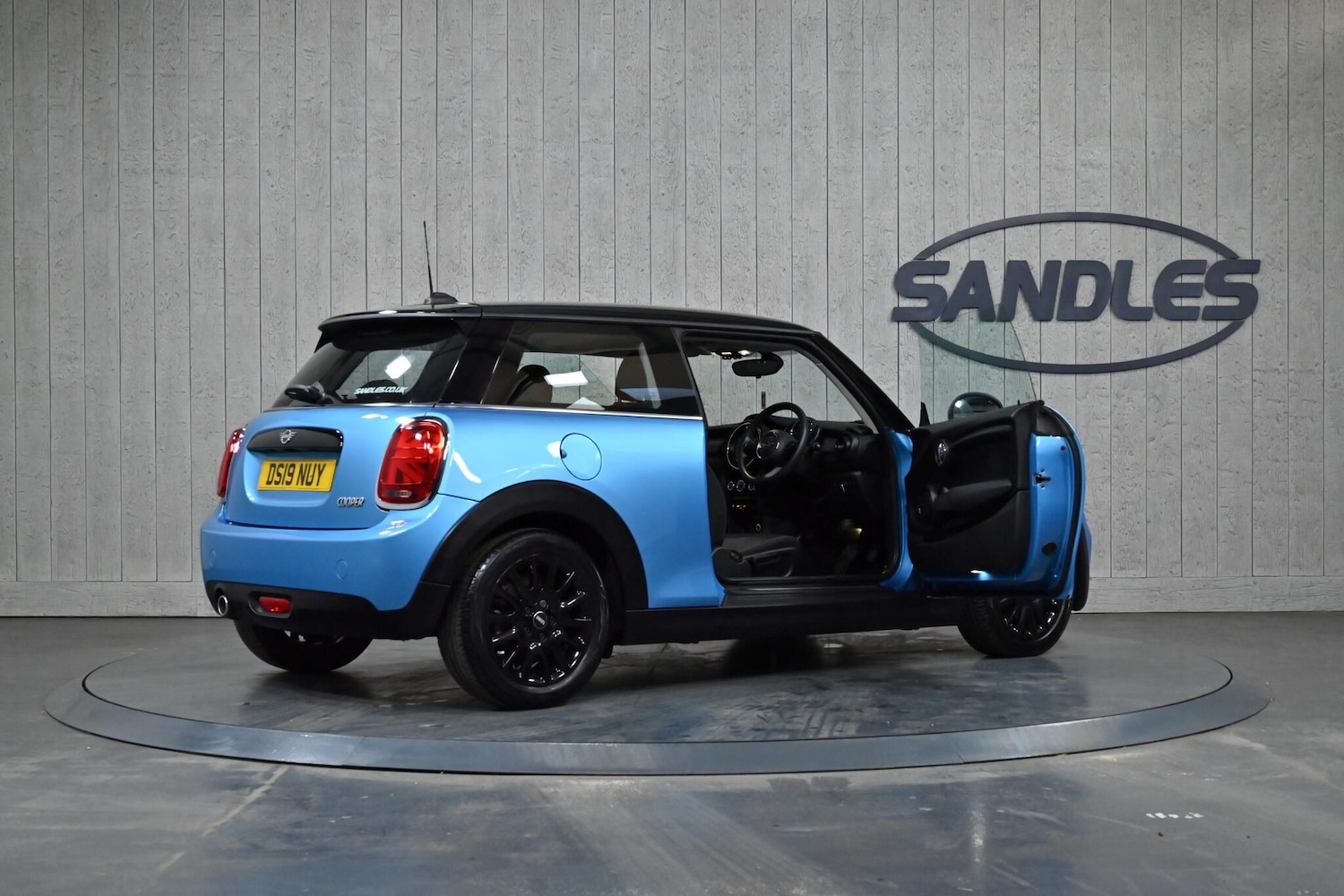 Used MINI Hatch 2019 for sale - 77253868: Photo 15