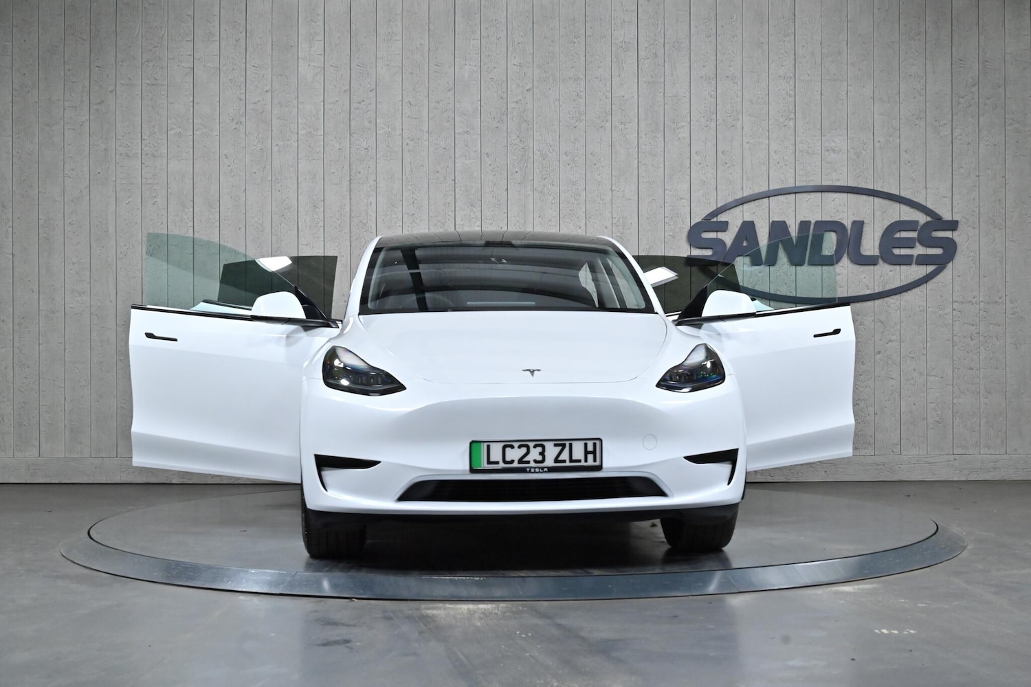 Used Tesla Model Y 2023 for sale - 77646680: Photo 11