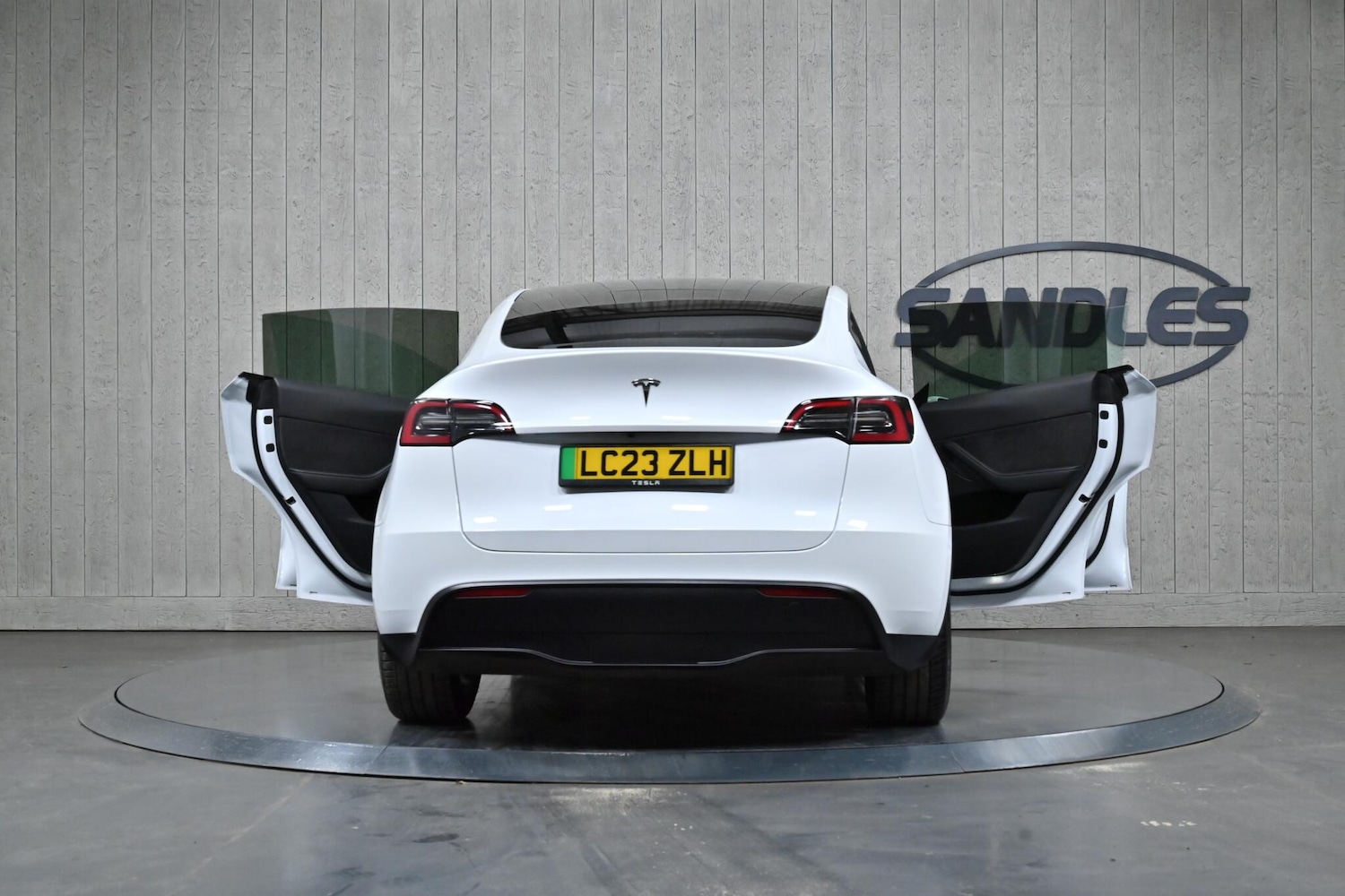 Used Tesla Model Y 2023 for sale - 77646680: Photo 14