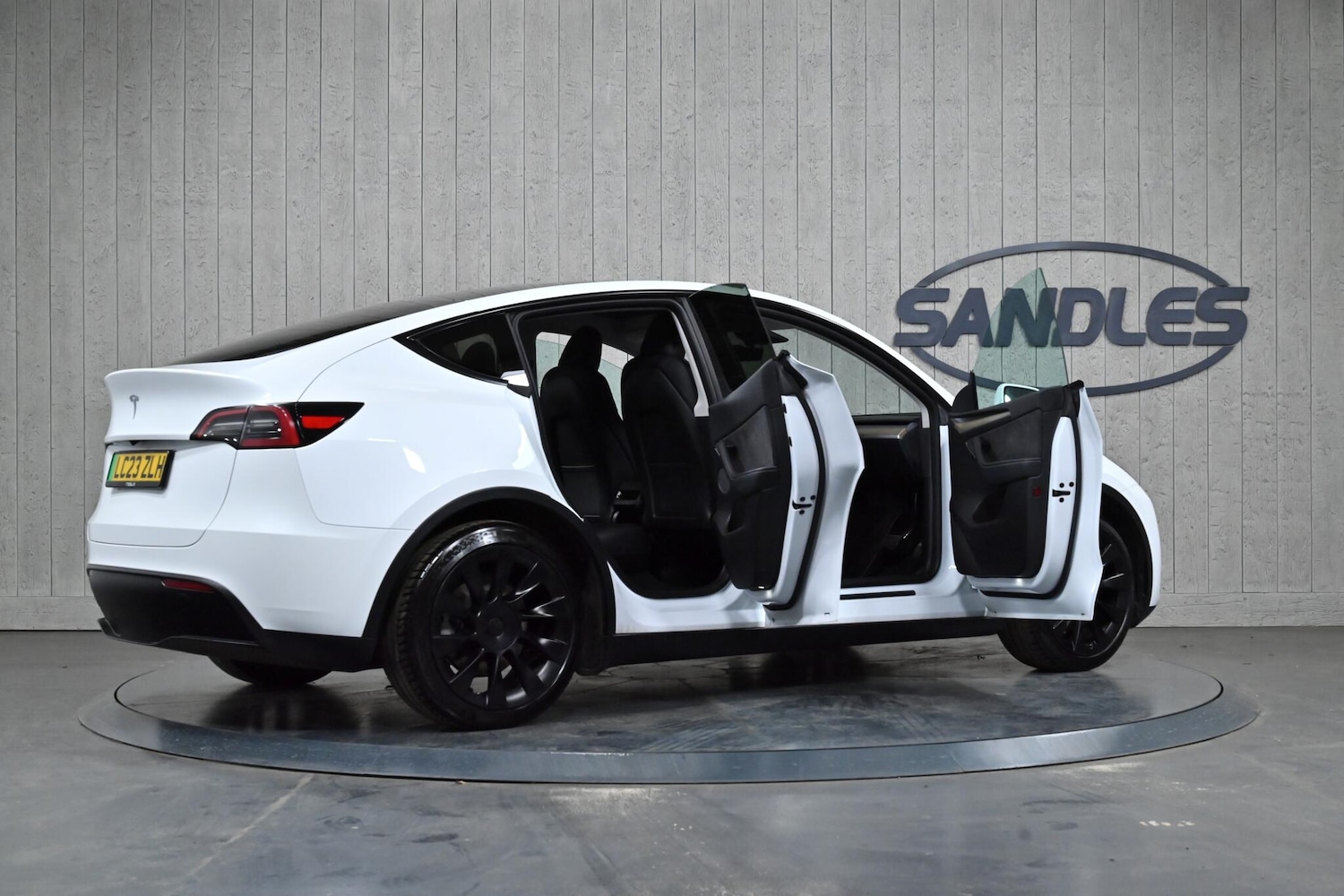 Used Tesla Model Y 2023 for sale - 77646680: Photo 15