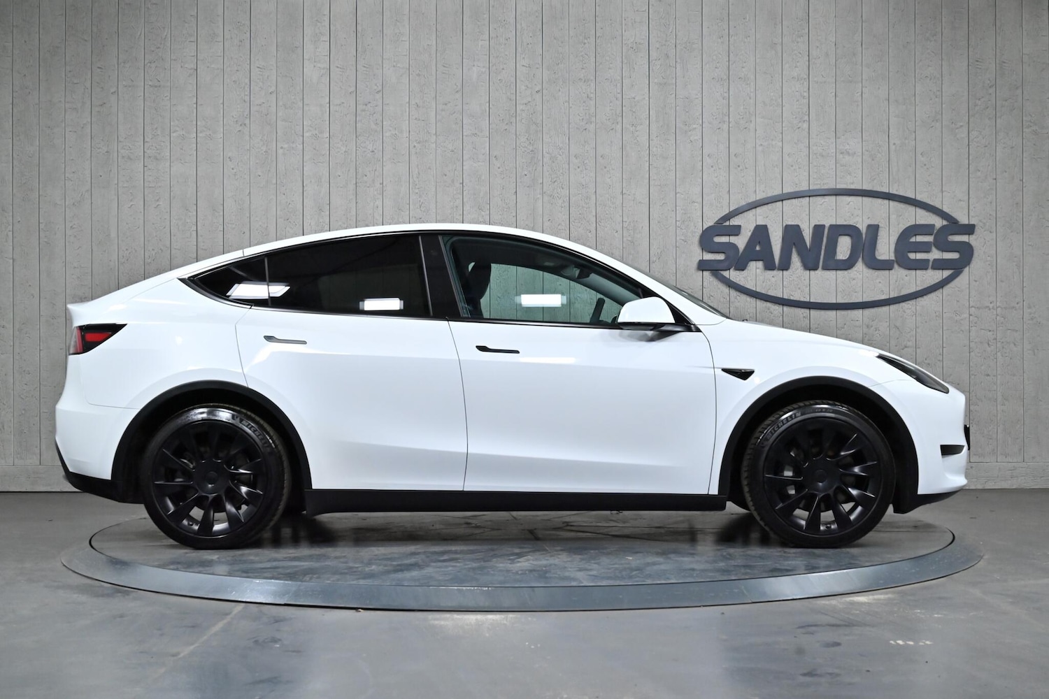 Used Tesla Model Y 2023 for sale - 77646680: Photo 5