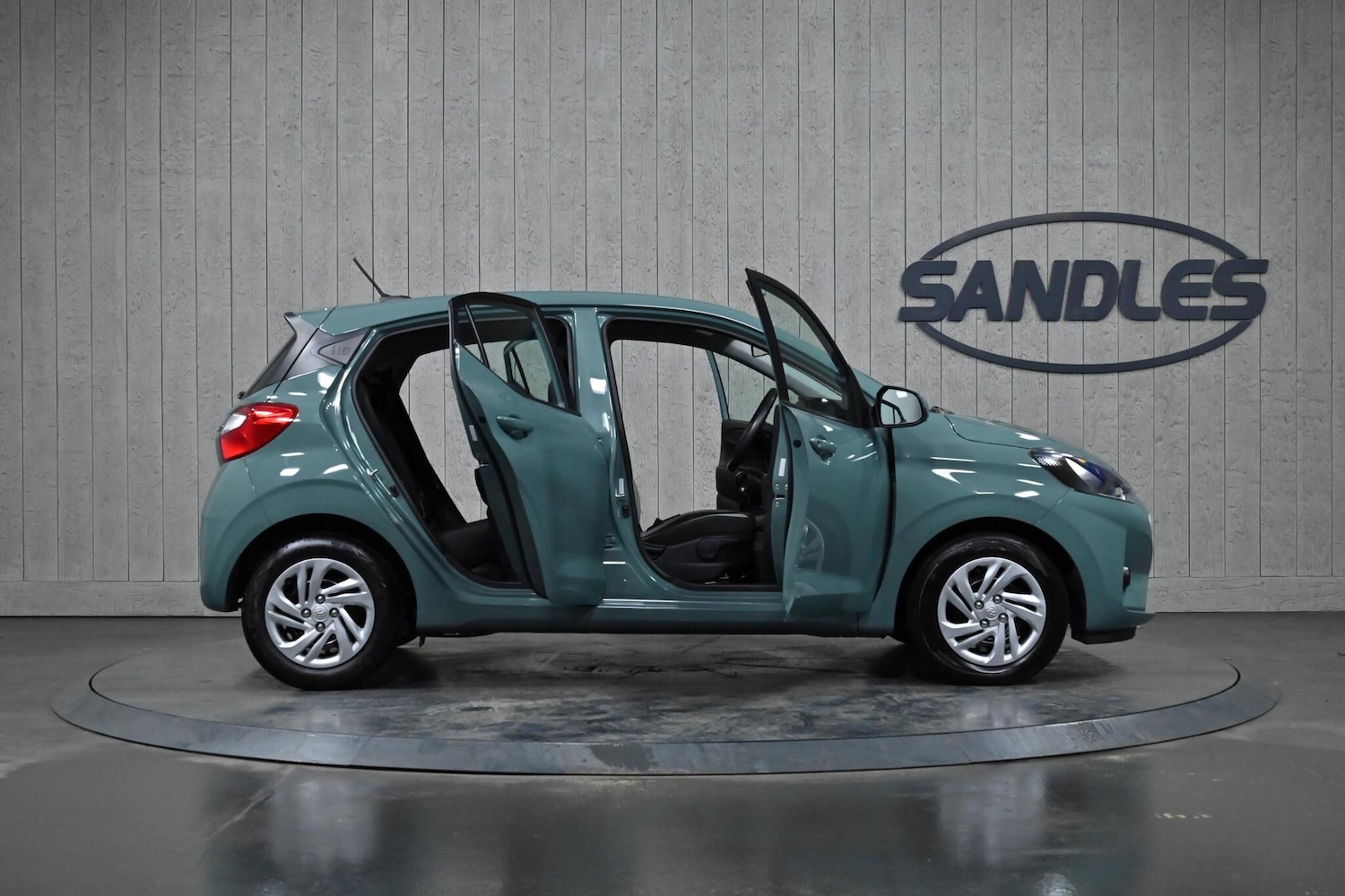 Used Hyundai i10 2023 for sale - 77290564: Photo 12