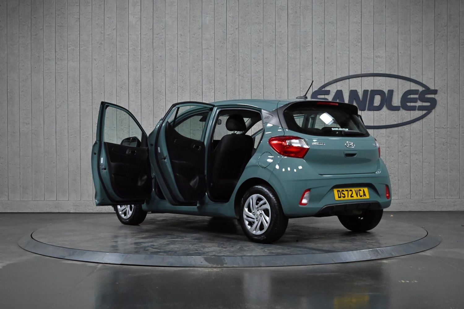 Used Hyundai i10 2023 for sale - 77290564: Photo 13