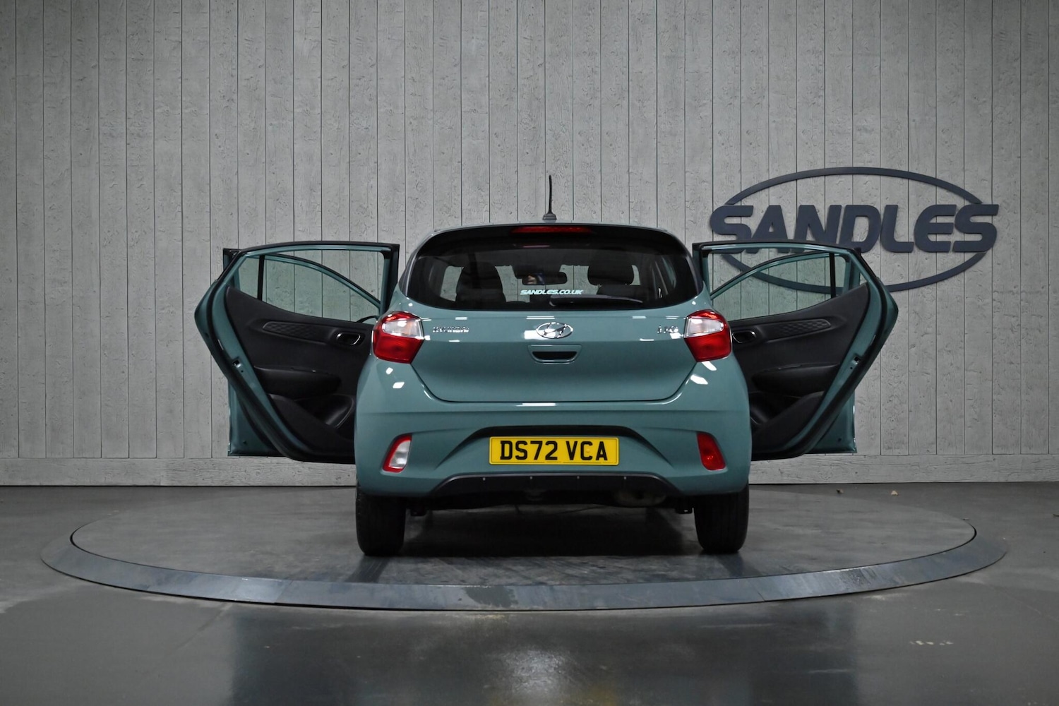 Used Hyundai i10 2023 for sale - 77290564: Photo 14