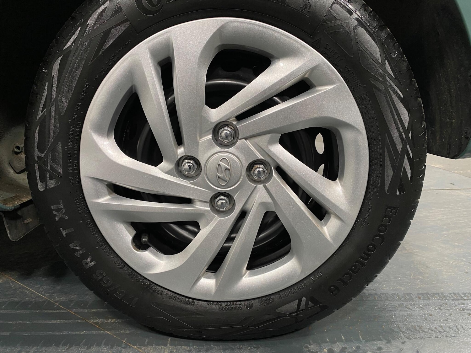 Used Hyundai i10 2023 for sale - 77290564: Photo 19