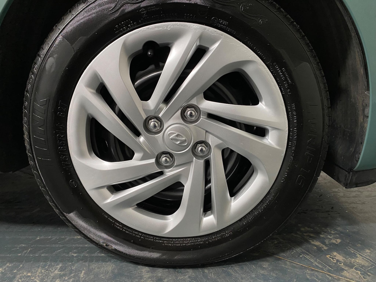 Used Hyundai i10 2023 for sale - 77290564: Photo 20