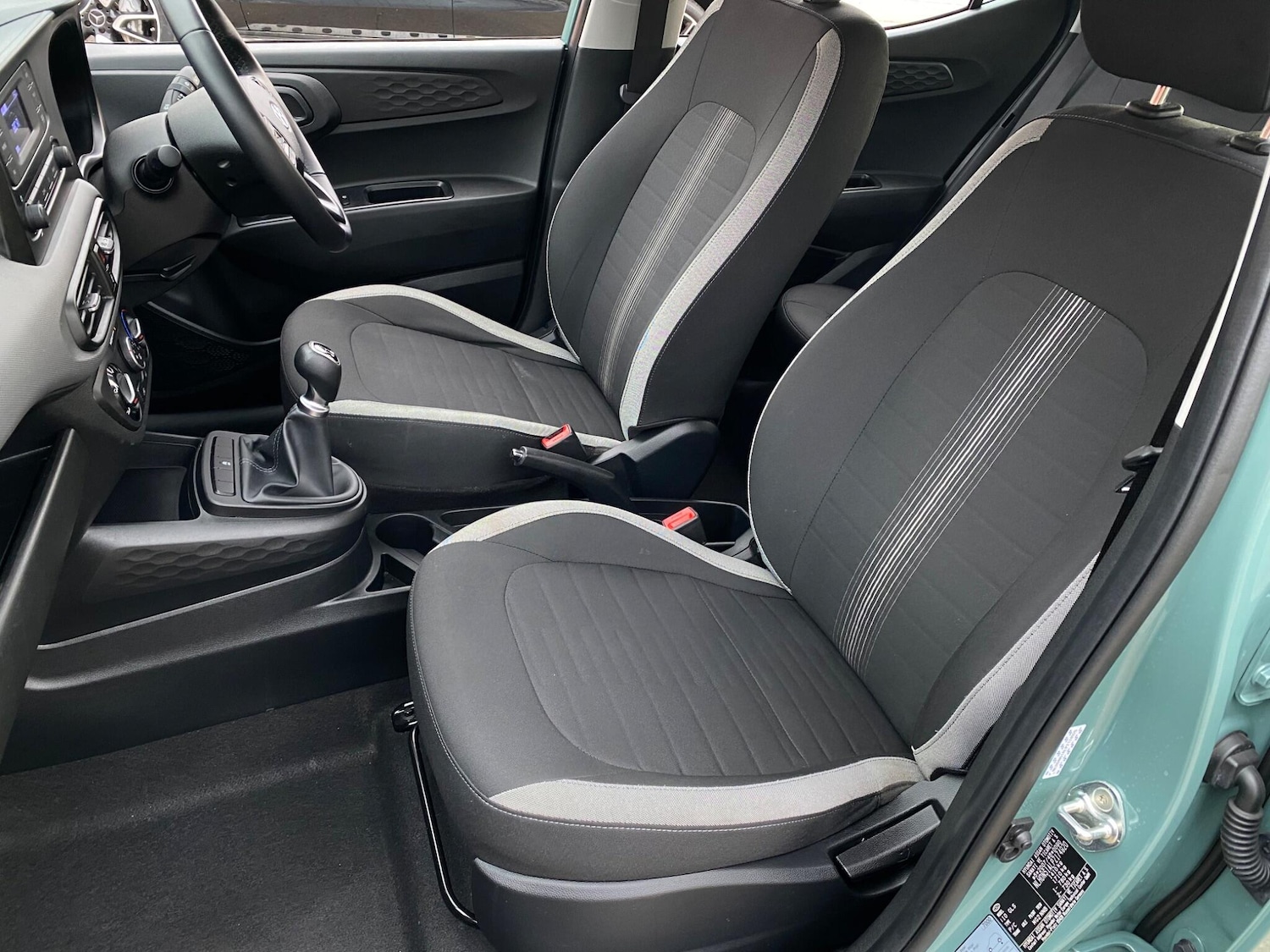 Used Hyundai i10 2023 for sale - 77290564: Photo 25