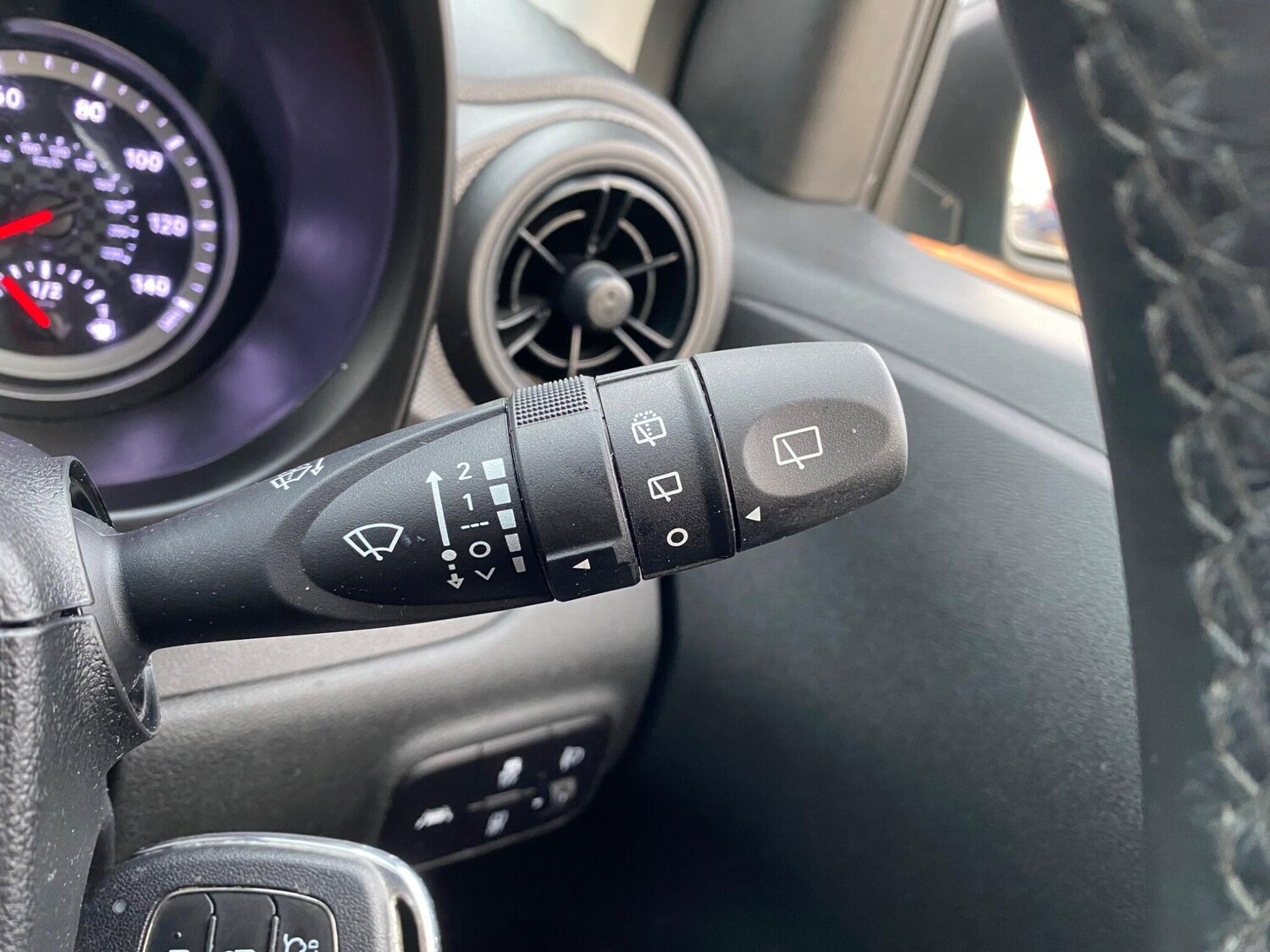 Used Hyundai i10 2023 for sale - 77290564: Photo 38