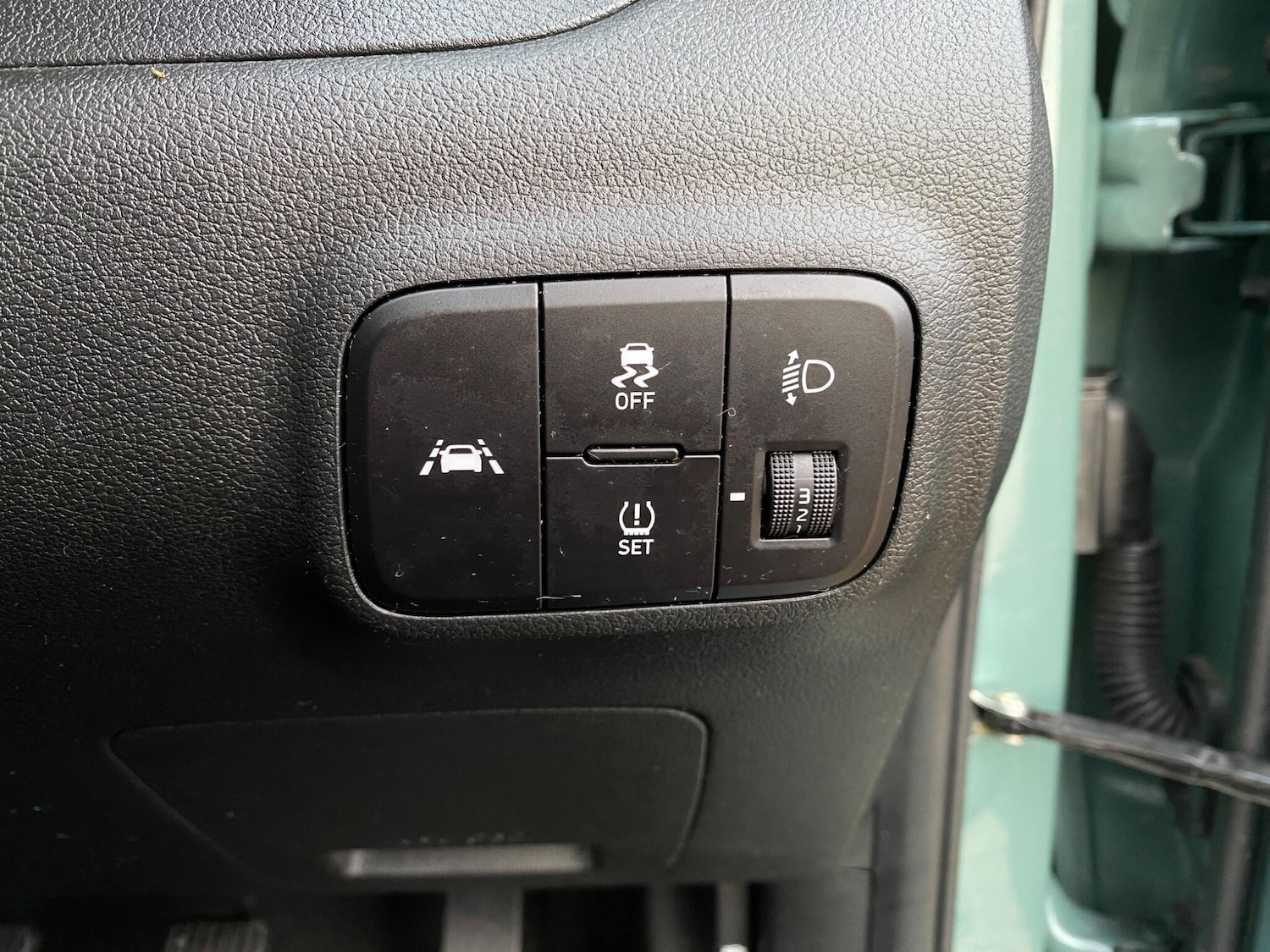 Used Hyundai i10 2023 for sale - 77290564: Photo 42