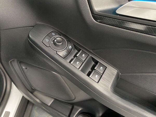 Used Ford Kuga 2023 for sale - 75103052: Photo 52