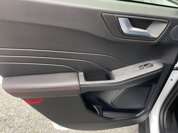 Used Ford Kuga 2023 for sale - 75103052: Photo 54