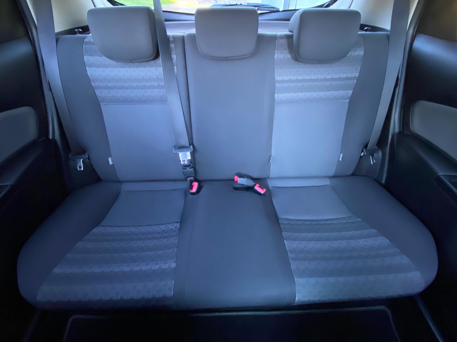 Used Toyota Yaris 2017 for sale - 76899158: Photo 26