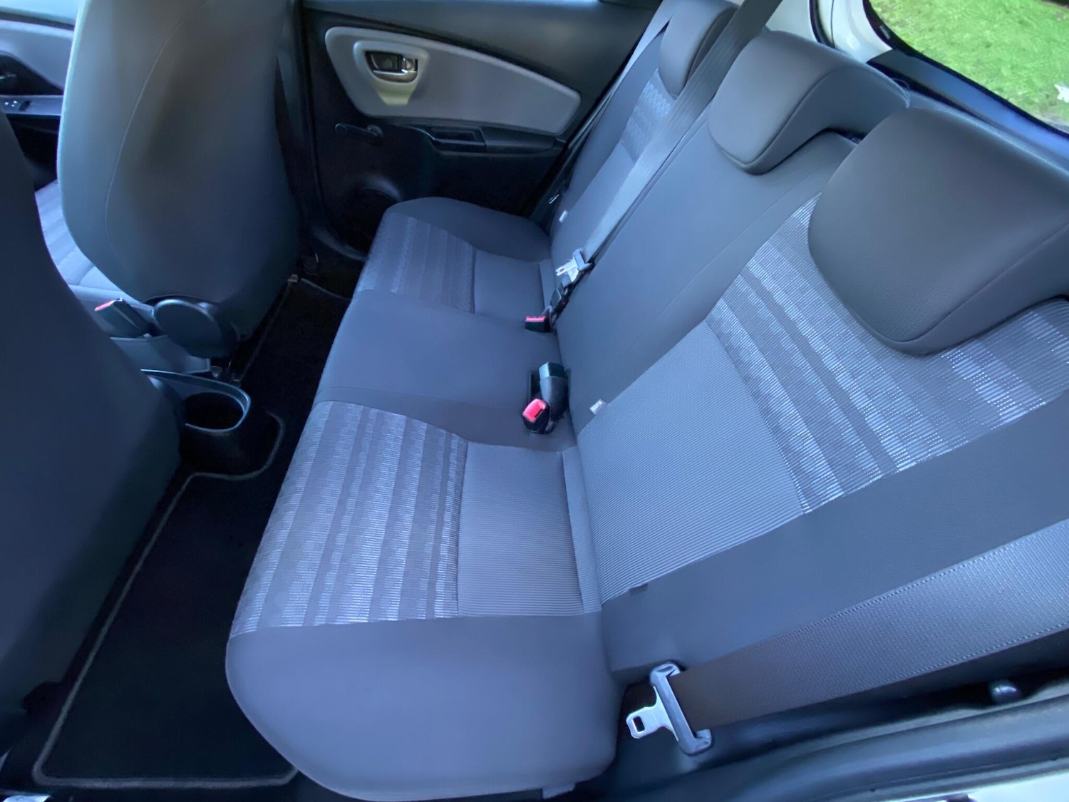 Used Toyota Yaris 2017 for sale - 76899158: Photo 29