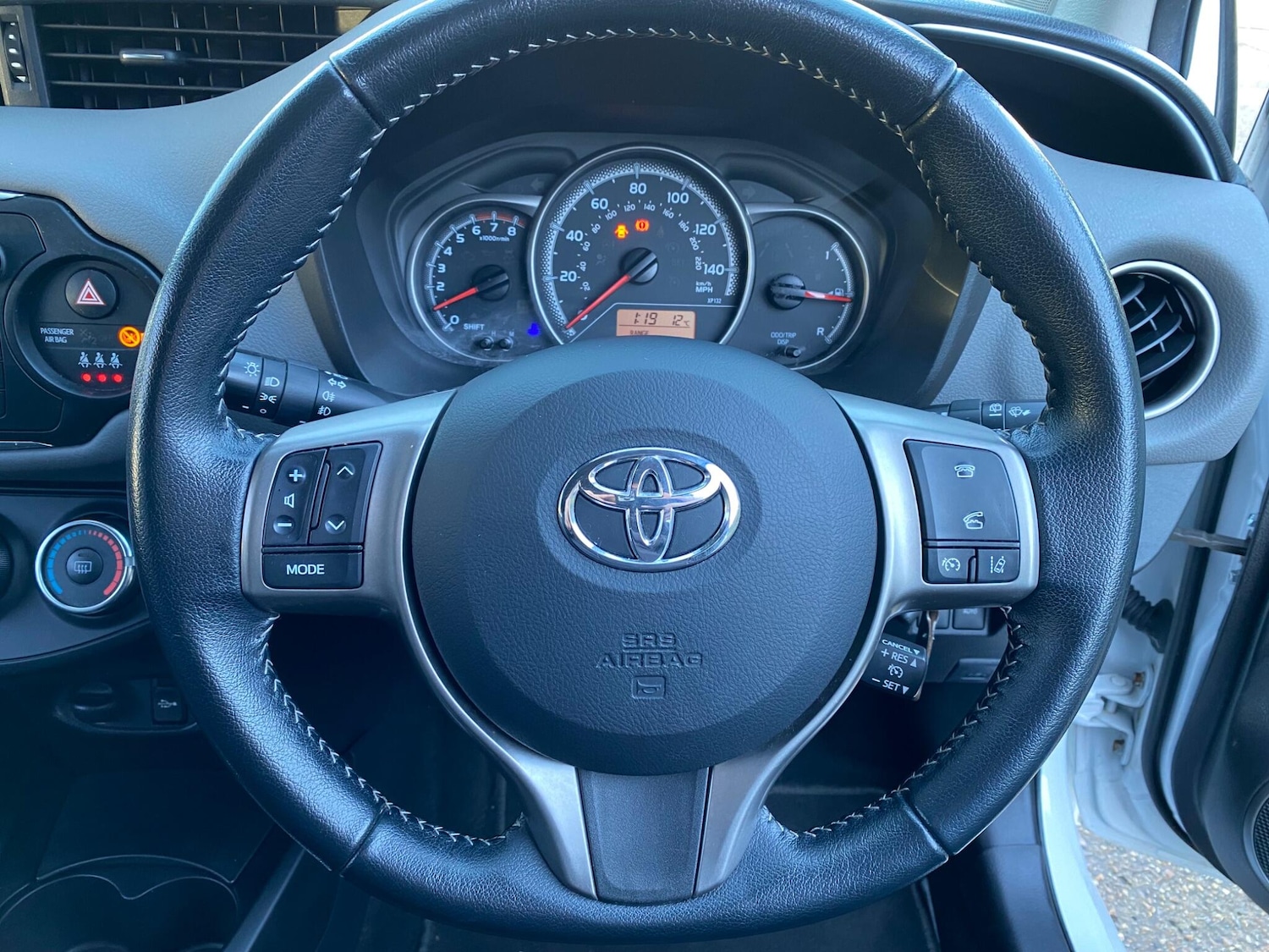 Used Toyota Yaris 2017 for sale - 76899158: Photo 39