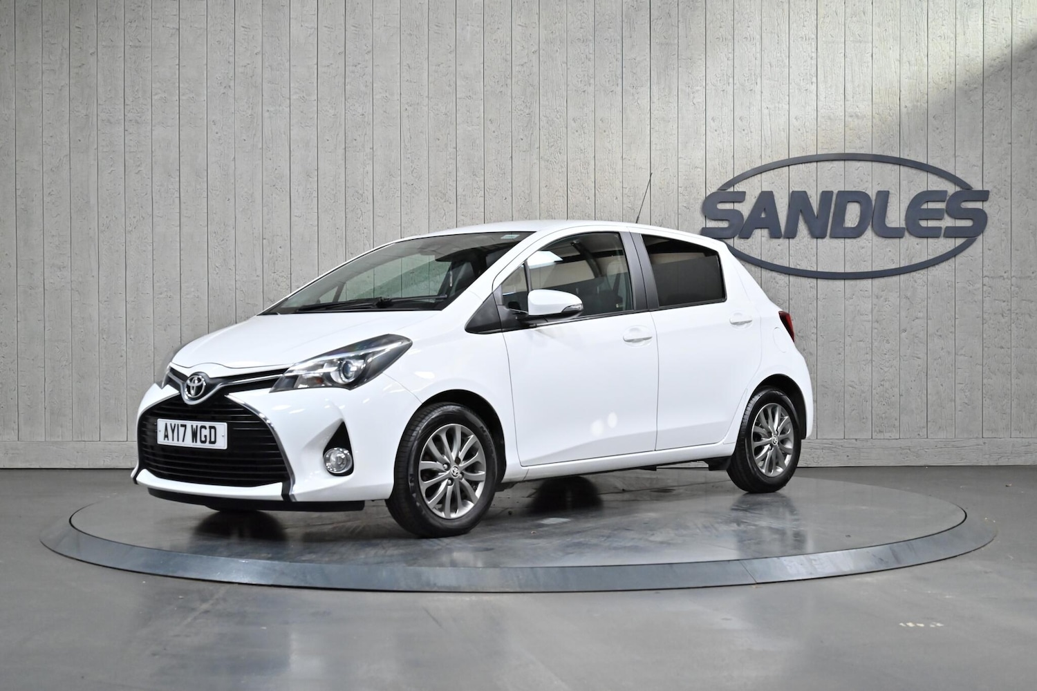 Used Toyota Yaris 2017 for sale - 76899158: Photo 7