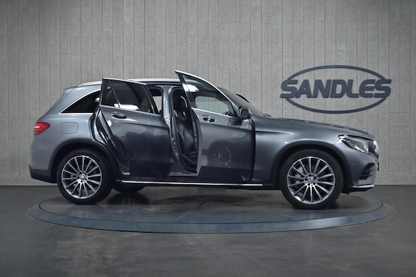 Used Mercedes-Benz GLC 2016 for sale - 76282607: Photo 10
