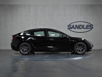 Used Tesla Model 3 2021 for sale - 76349730: Photo