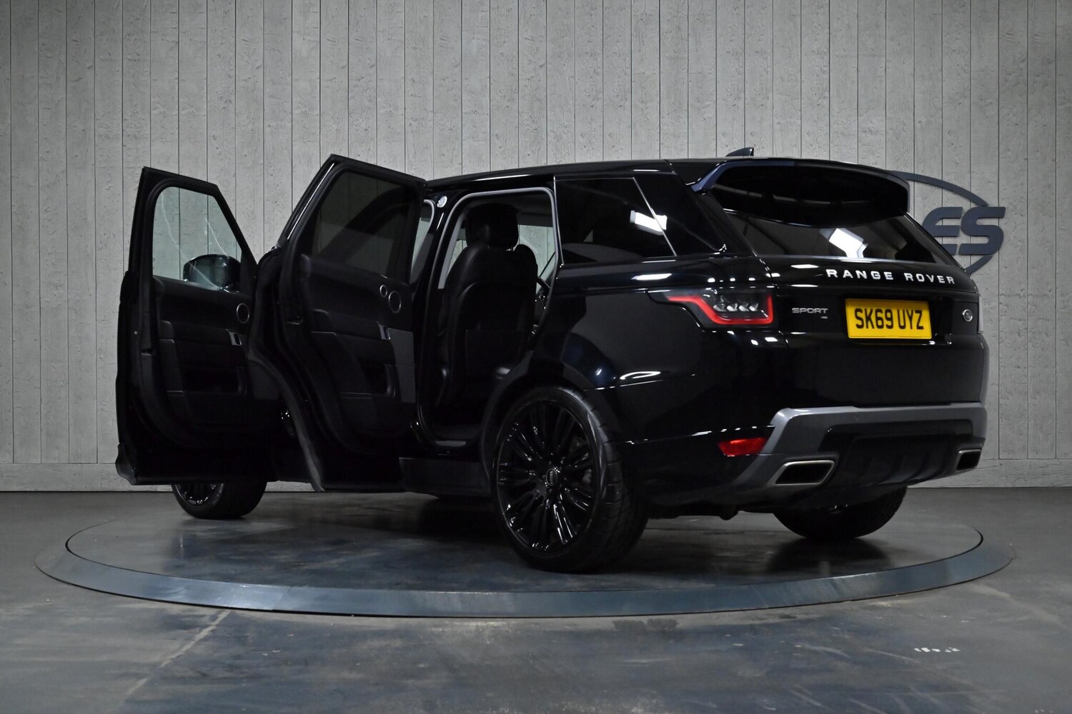 Used Land Rover Range Rover Sport 2019 for sale - 77456266: Photo 13