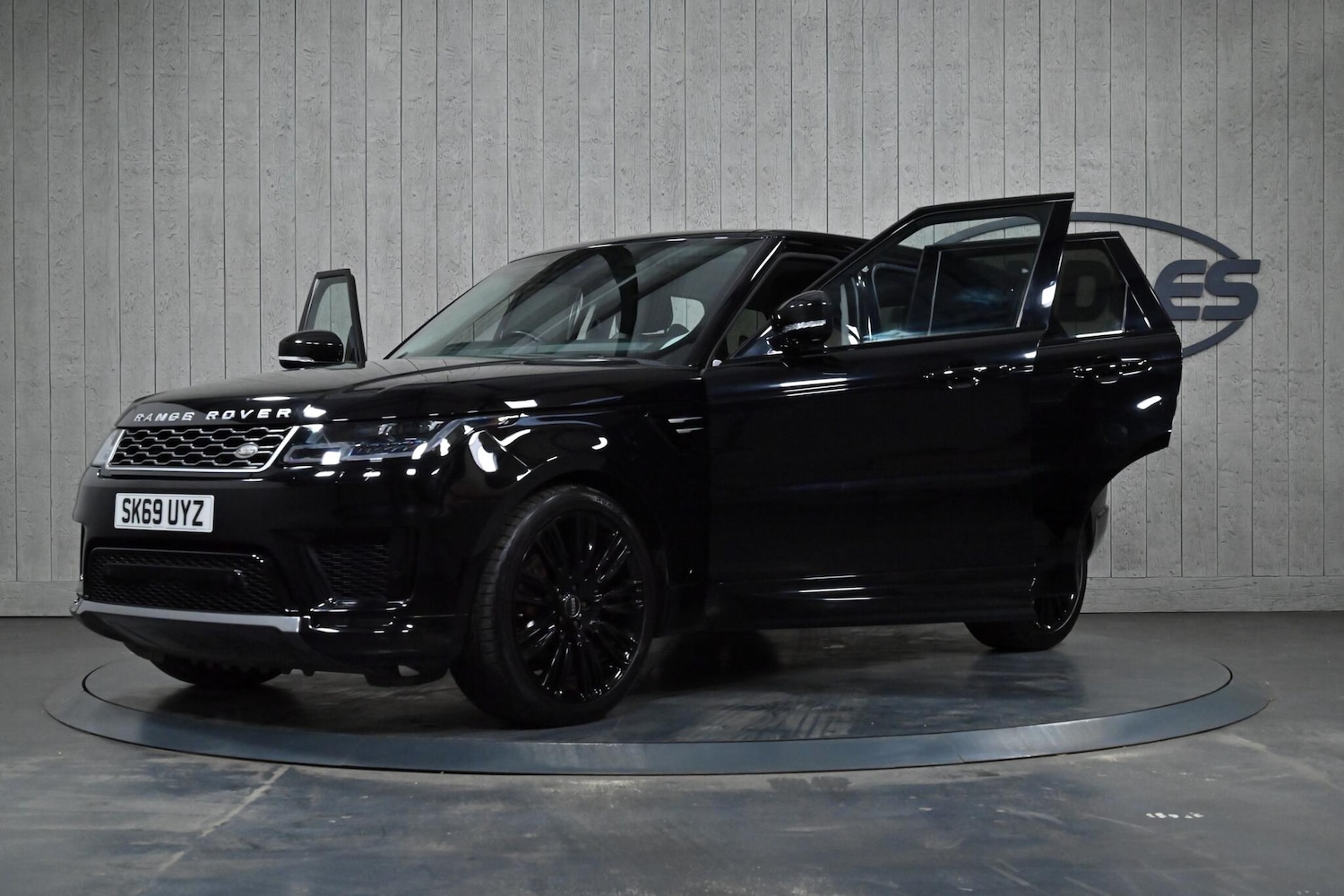 Used Land Rover Range Rover Sport 2019 for sale - 77456266: Photo 16