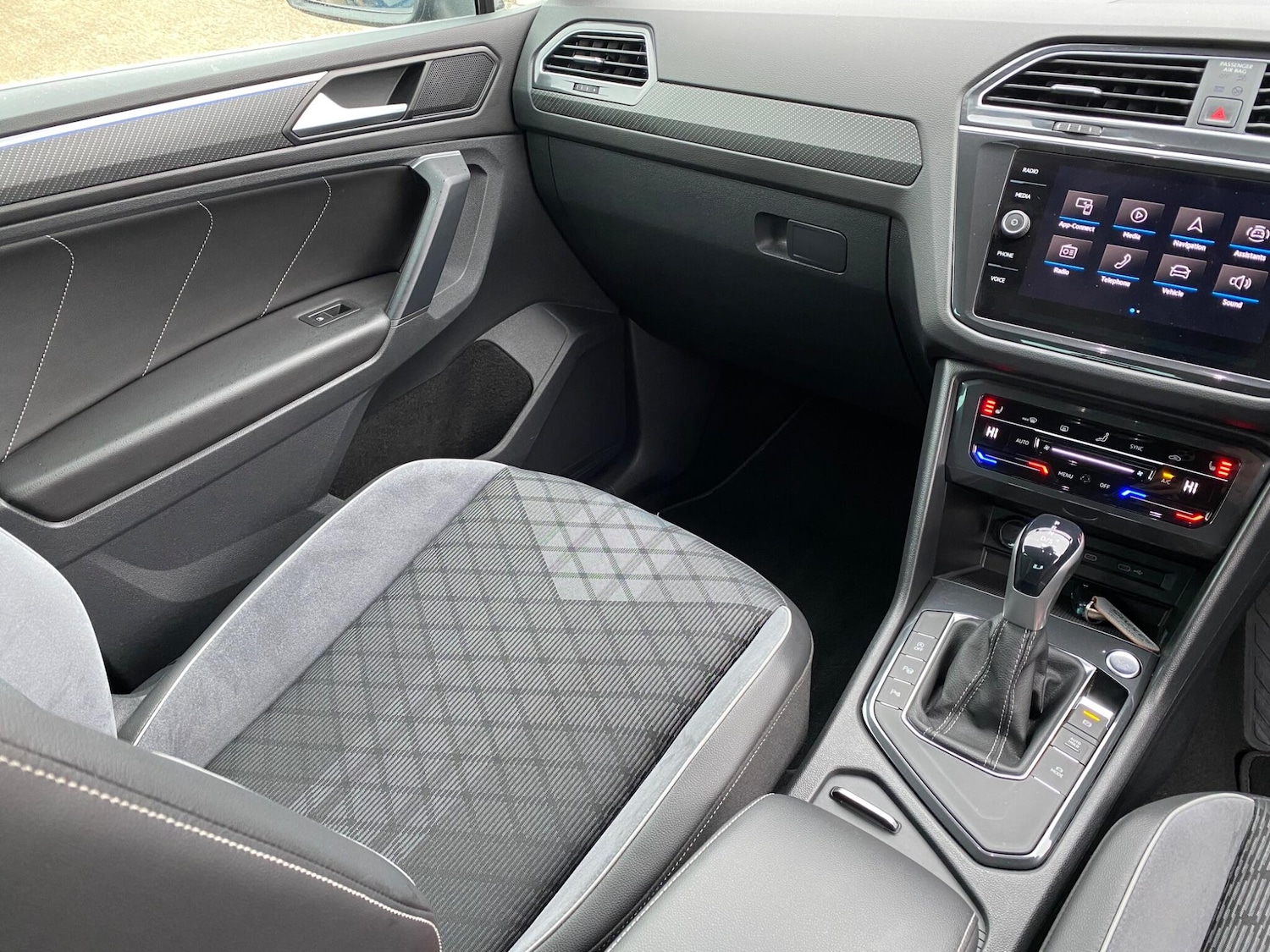 Used Volkswagen Tiguan 2022 for sale - 77351798: Photo 28